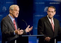 Ron Paul & Mike Huckabee at a Republican Presidential Debate in 2007