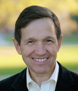 DENNIS KUCINICH Stands by His Liberal Agenda and Calls on Barack Obama ...