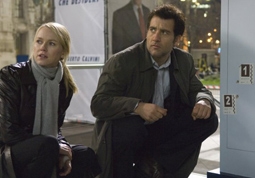 Naomi Watts & Clive Owen in The International