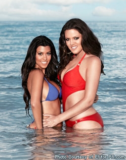 Kourtney & Khloe Kardashian