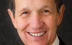 Dennis Kucinich Stands by His Liberal Agenda and Calls on Barack Obama for Change