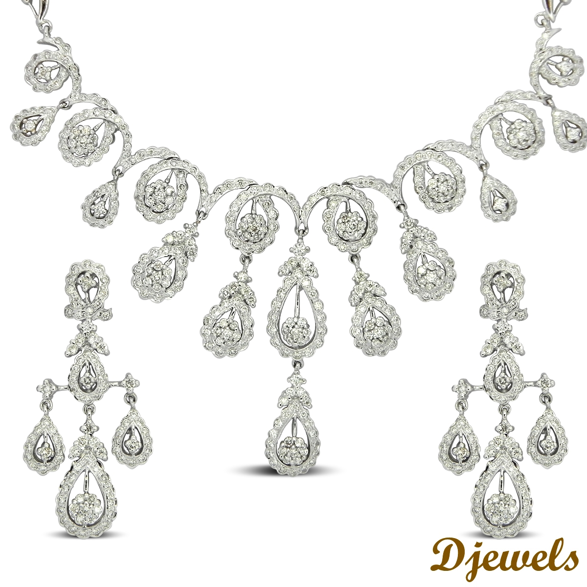 White Gold Diamond Necklace Image