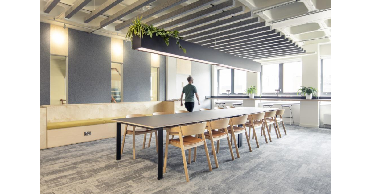 Universal Fibers and Circular Building Solutions Join Forces on Accelerating Flooring Circularity