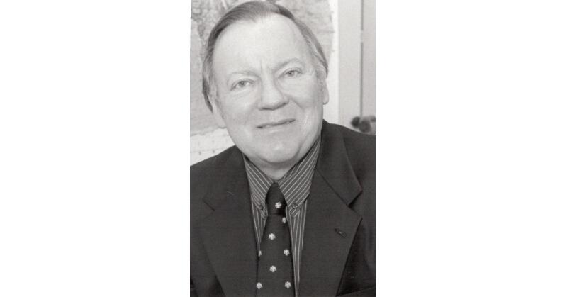 Klaus P. Fischer, Ph.D. Recognized as a Professional of the Year by Strathmore's Who's Who Worldwide Publication - Vimarsana News