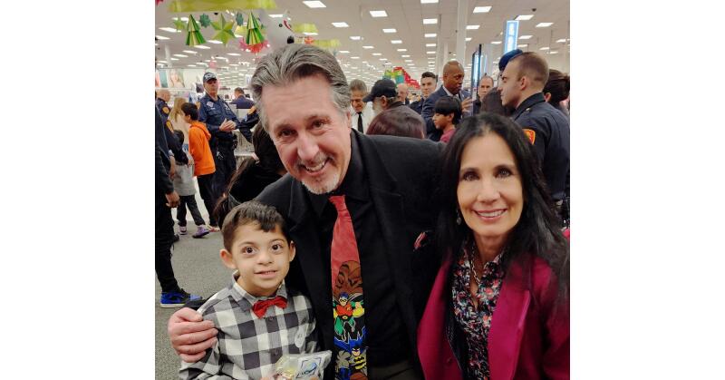 Philanthropist, Rosario S. Cassata, of The Cassata Foundation Donates Toys for 45 Local Children - Vimarsana News