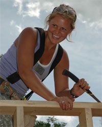 WomenBuild™ 2009 Kick-Off Raises Wall on Minneapolis Home