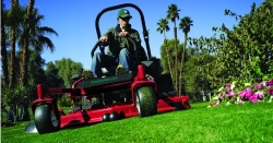 Jacksonville Lawn Service Finds "Green" in Economic Downturn