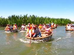 Luxury Travel Ltd. to Promote the Golden Central Coast of Vietnam