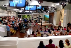 Living Plant Wall Helps Win Best Scenic Design Emmy Award for "The Nate Berkus Show"