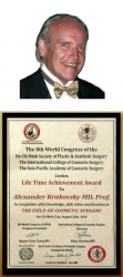 Dr. Krakovsky Receives the Life Time Achievement Award for His Contributions to the Field of Cosmetic Surgery