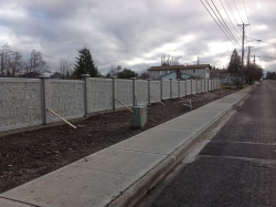 RhinoRock Installs Light Weight Concrete Fence for Home Builder DR Horton in Tacoma Washington