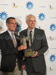 A Gift to the City of Los Angeles Mayor Eric Garcetti Receives Sculpture "My Angel" by California Sculptor Eduardo Oropeza from Glenn Green