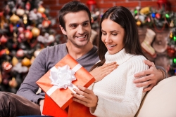 Holiday Shopping More Stressful for Men Than a Trip to the DMV: Gift Toad Simplifies the Process