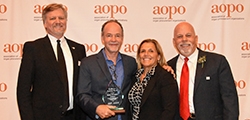 Kevin O'Connor of Belleview, Washington Receives Award from Association of Organ Procurement Organizations