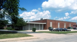 Top Gun Advisors Completes 72,000 SF. Industrial Sale in Des Plaines, IL