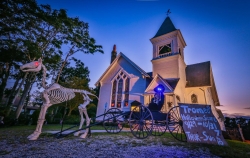 Tromeo's Halloween Cemetery Scare! Will Keenan Premieres Haunted Event at St.Babs on the Jersey Cape feat. Zombie Crawl, Zombie Prom, & Buried Alive Experience 9/29-10/31