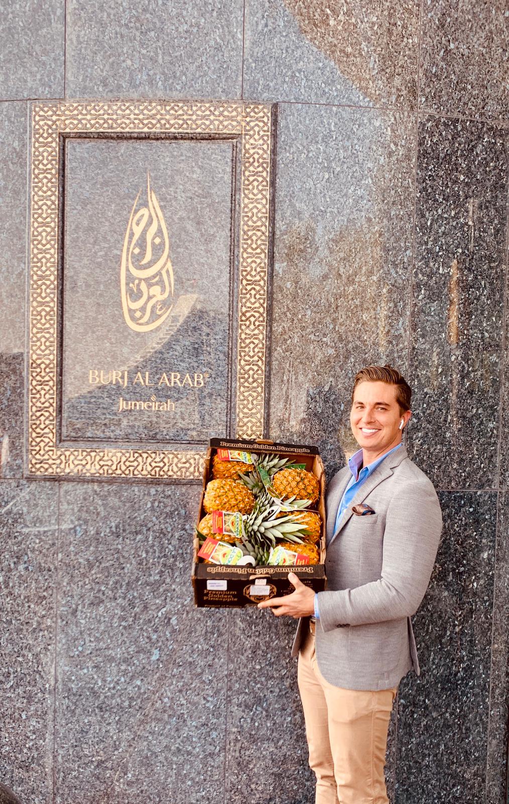 La Dona Fruit Ships First-Ever Air-Freighted Pineapple from Panama to Dubai