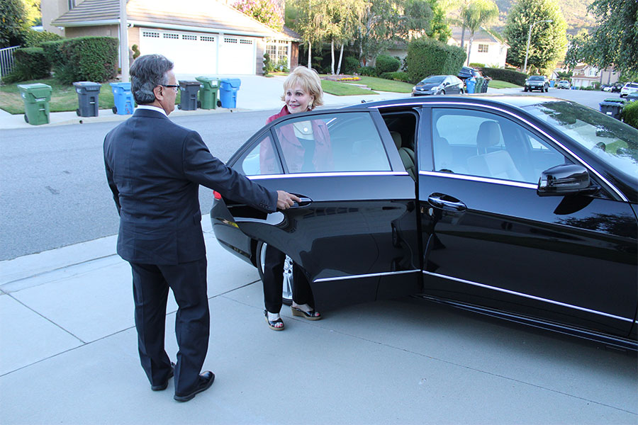 Ground Travel Solutions, a Collection of Limousine Companies Aligning to Assist Aging Americans Stuck in Florida