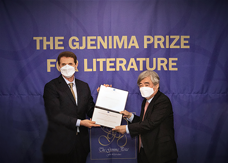 Korea's Choi Dongho Honored with Gjenima Prize for Literature