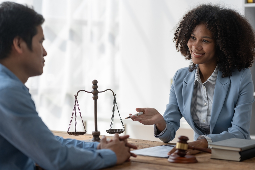 Chisholm Law Gives Nonprofits 5 Reasons to Seek Legal Counsel for Grant Compliance and Reporting