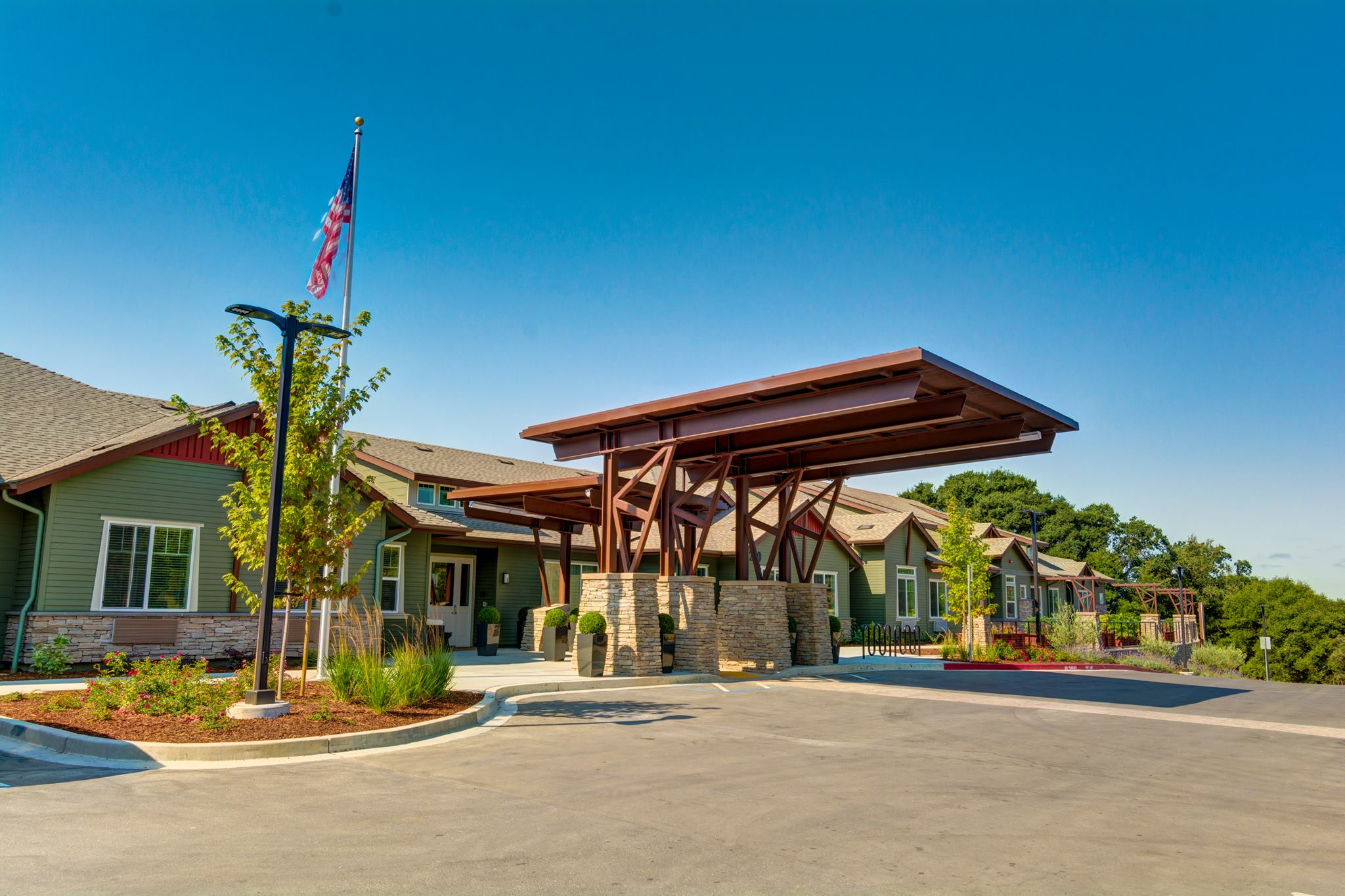 ONELIFE Senior Living Acquires and Takes Over Management of The Vineyard at Fountaingrove in Santa Rosa, California