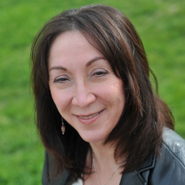 Kay Kienast to be Featured in Fall 2025 Issue of P.O.W.E.R. (Professional Organization of Women of Excellence Recognized) Magazine