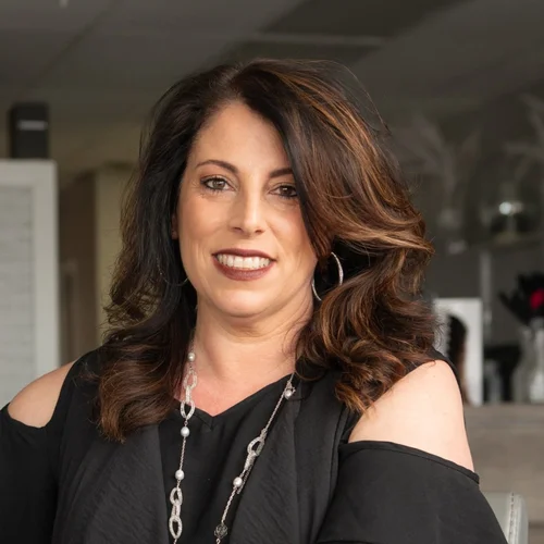 P.O.W.E.R. (Professional Organization of Women of Excellence Recognized) Magazine Names Salon D’Amore as Top Hair Salon for 2025