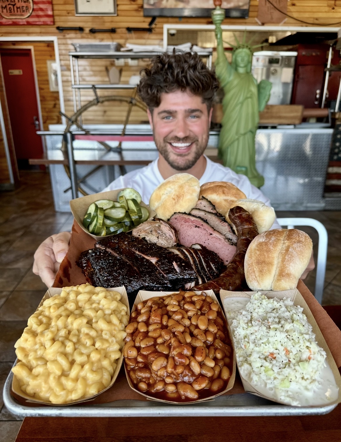 Devour Media Expands Its Food-Focused Social Media Content Studio Across Multiple U.S.Markets