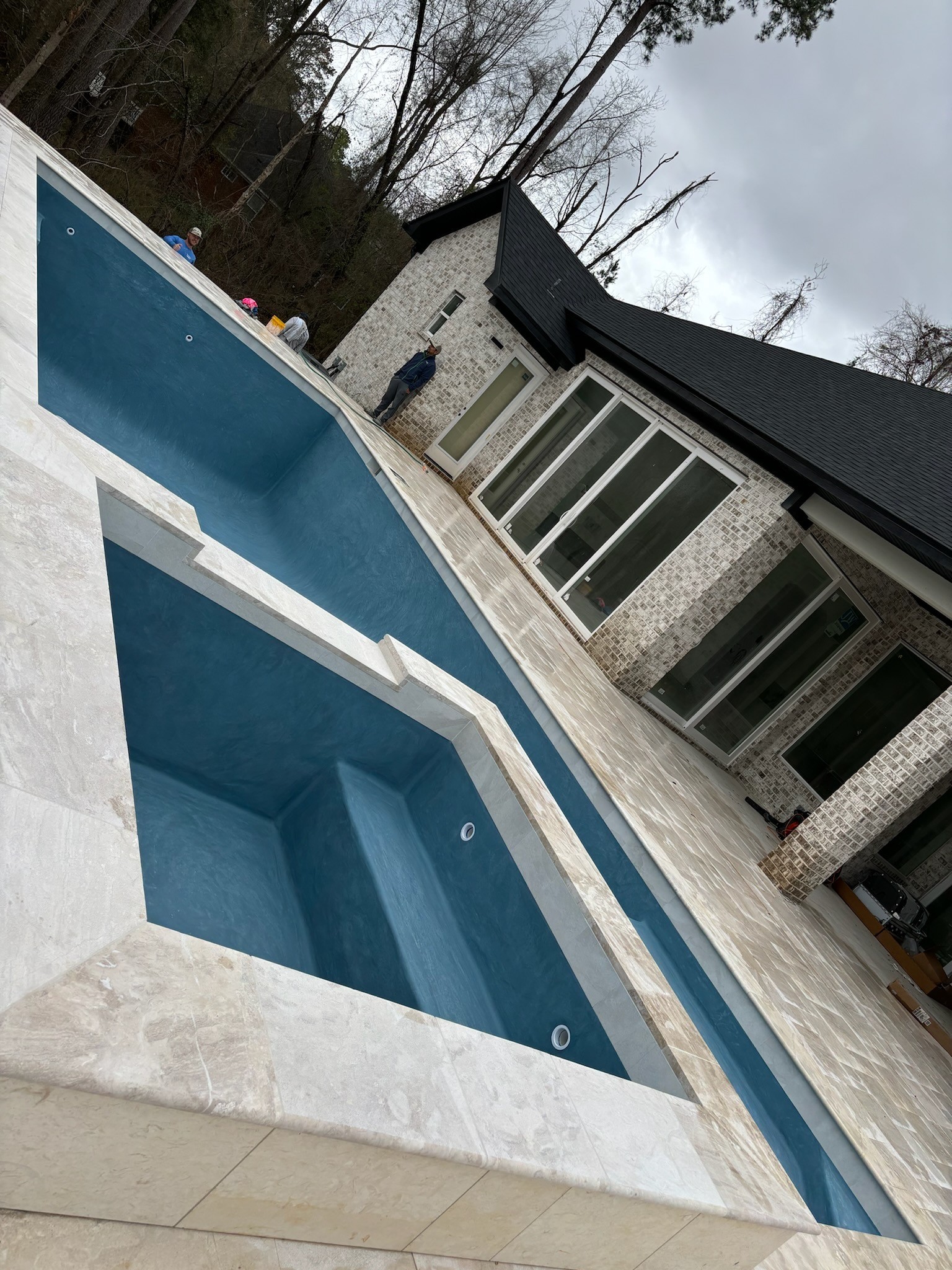 ServCo Pools Featured in Tallahassee Magazine’s “Pools of Distinction”