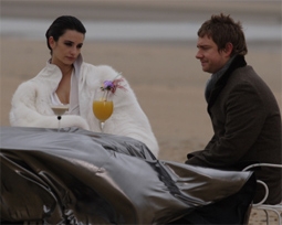 Penelope Cruz & Martin Freeman in The Good Night