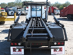 Roll Off Truck Image