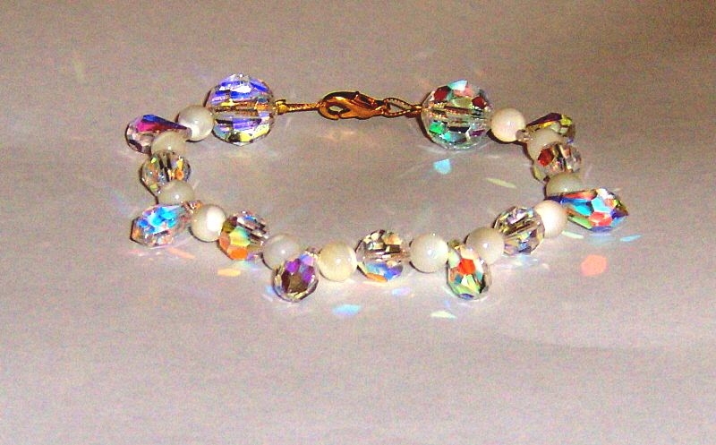 Mother Of Pearl Swarovski Crystal Bracelet Image