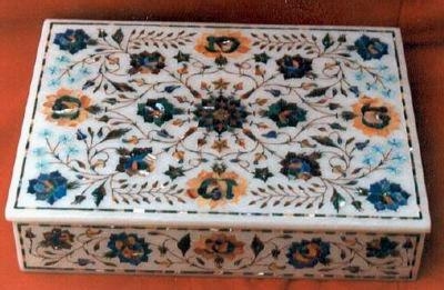 marble box with inlay work Image