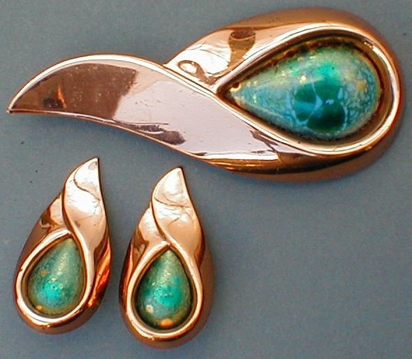 Matisse-Renoir Copper Pin and Earrings with Large Green Teardrop Stone Image