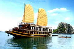 Summer wines cruises promotion in Halong Bay, Vietnam