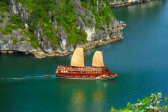 Overnight Cruise for 3 days/2nights on Halong Bay