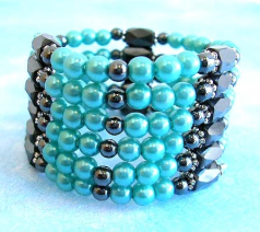 Wholesale jewelry online shop supply rhinestone magnetic hematite bracelet necklace with blue faux p