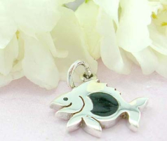 unique gift jewelry product catalog sterling silver pendant with fish pattern and onyx stone