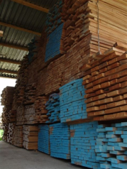 Hardwood lumber