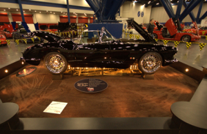 Deral Knight's 1959 Vette called the RAVEN won Best of Show Corvette in Houston 2013.