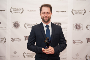 Gabriel at the Portuguese-Brazilian Awards red carpet