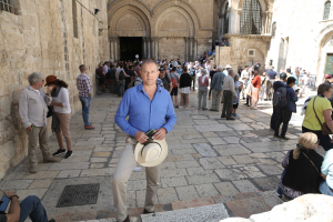 Hugh Bonneville Church of the Holy Sepulchre