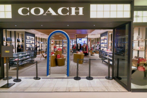 PreLynx Portal at Coach and other Retail Store Entrances