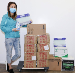 Lily Lisa donates pandemic supplies to Beverly Hills church