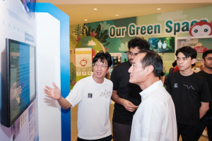 Showing SMS Tan false news and GenAI hallucinations videos