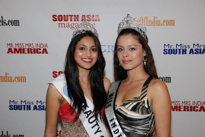 At the Red Carpet, Rochelle Kumar Beauty of India and Medha Rishi Miss India Galaxy